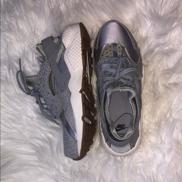 nike huarache size 8.5